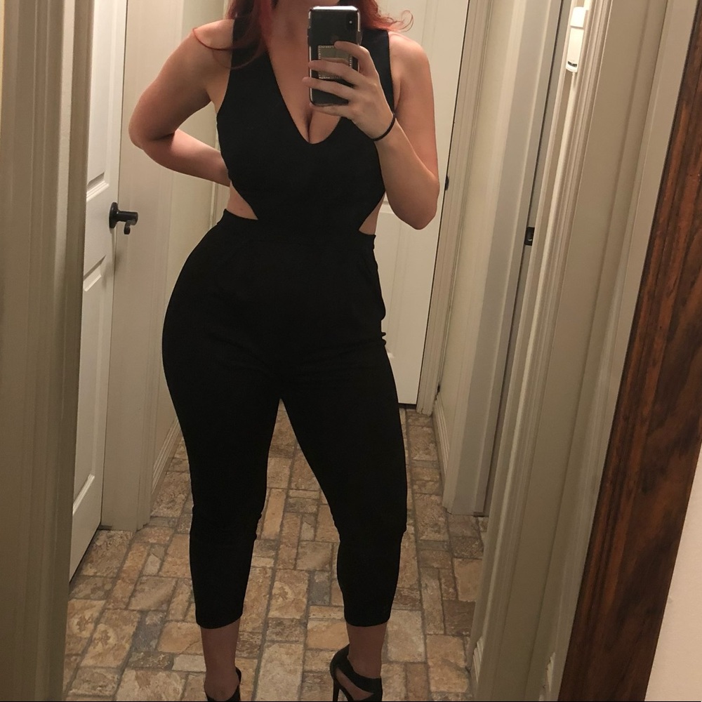 Fashion nova cut out jumpsuit